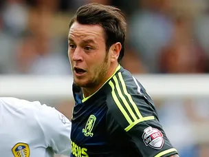 Tomlin brace fires Middlesbrough through