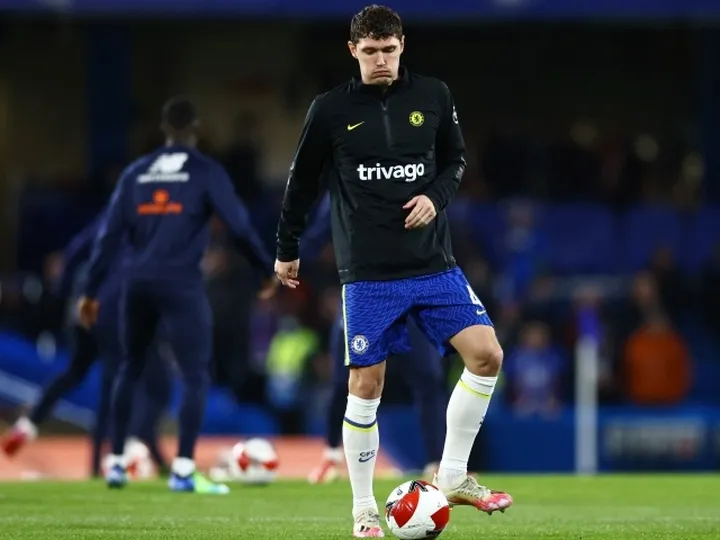 Barcelona 'cannot register Kessie, Christensen signings'