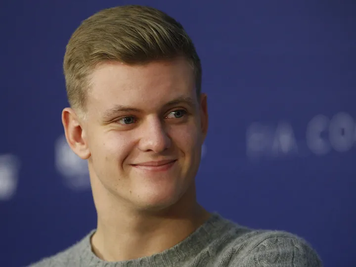 Schumacher can handle hype of debut F1 test