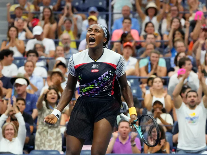 Coco Gauff battles past Shuai Zhang into US Open quarter-finals