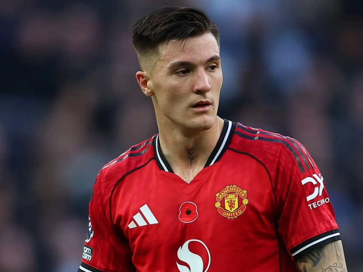 Benjamin Sesko injury: How many Man Utd games could forward miss?