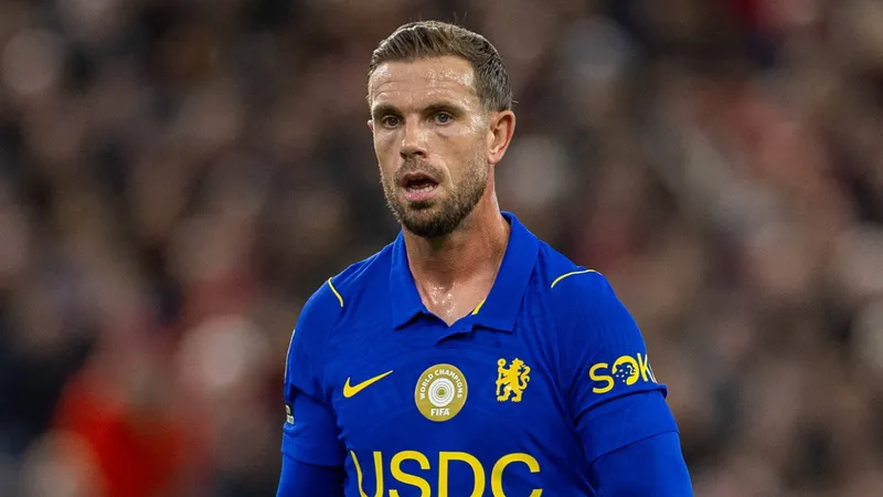 Alonso explains why Henderson is absent from Chelsea squad for Man United clash