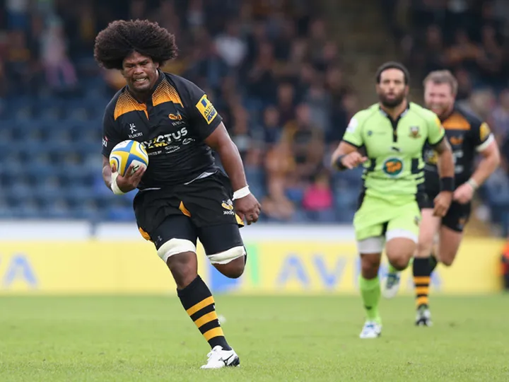Wasps stun Saints
