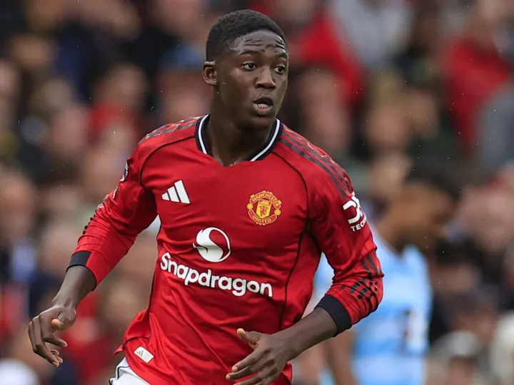 Mainoo snub explained as substitutions cost Amorim against West Ham