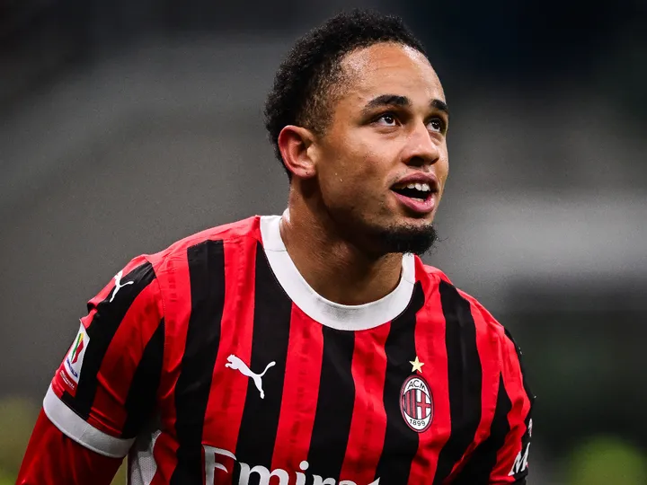 Leeds, AC Milan 'open talks' over potential transfer of 24-cap international