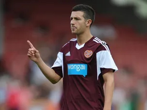 Hearts beat 10-man Rangers