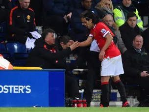 Falcao, Shaw start for Man Utd
