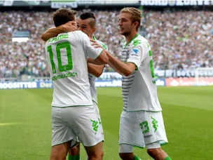 Gladbach cruise past Bremen