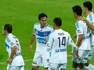 Late Thompson strike gives Melbourne win