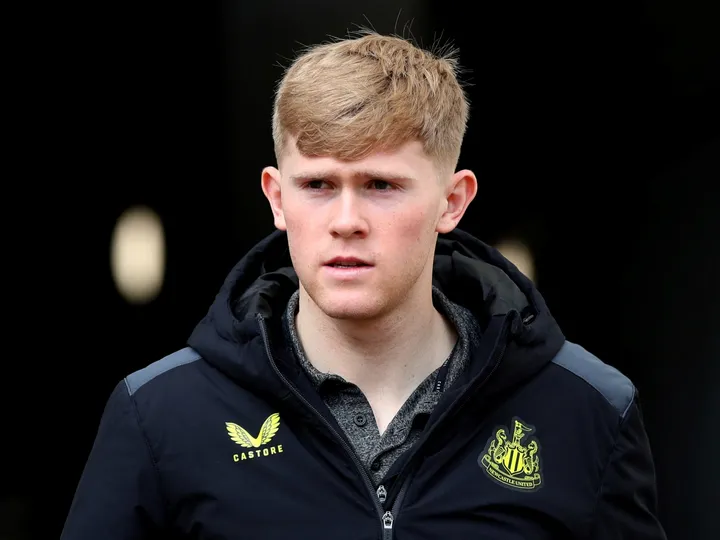 Magpies Hallmark: Newcastle confirm permanent signing of Chelsea teenager