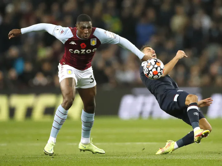 PL clubs 'question lack of red card for Hause'