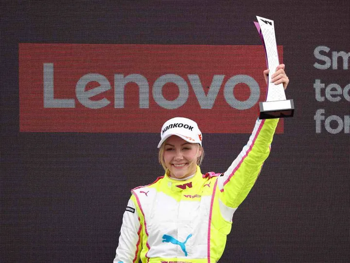 All-female 'W Series' collapses