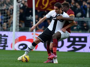 Roma stumble against Parma
