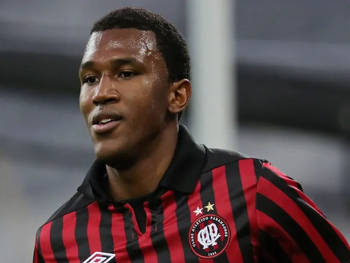 United 'monitoring Â£7.5m Coutinho'