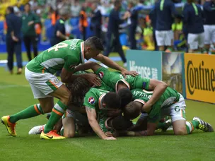 Murphy keeps ROI's World Cup hopes alive