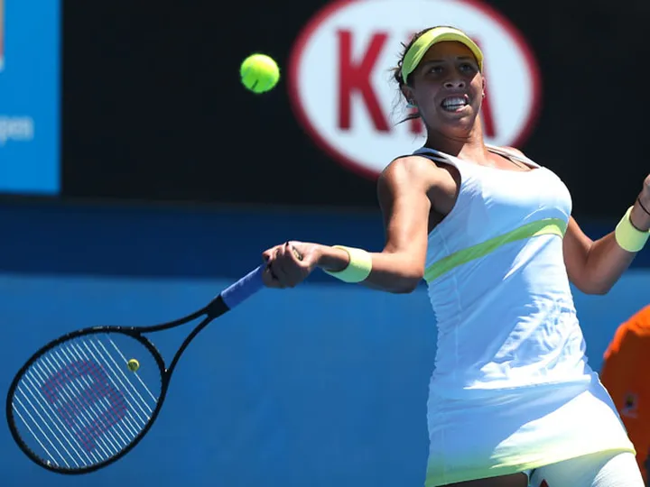 Keys trashes Paszek