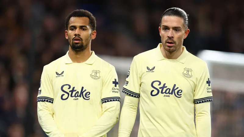 Arsenal 'ready to hijack' Tottenham move for PL attacker