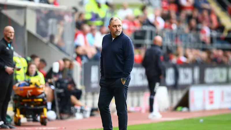 Salford City vs Fleetwood - prediction, team news, lineups