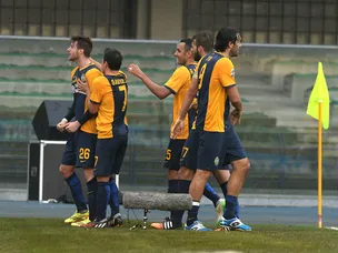 Verona see off Parma