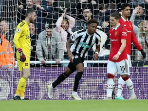 Luke Shaw slams 'unacceptable' loss to Newcastle United