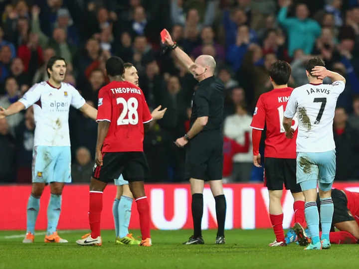 West Ham edge past Cardiff