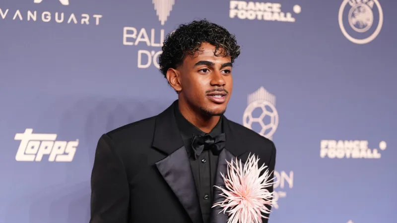 Yamal claims Barcelona teammate should have won Kopa Trophy instead of him