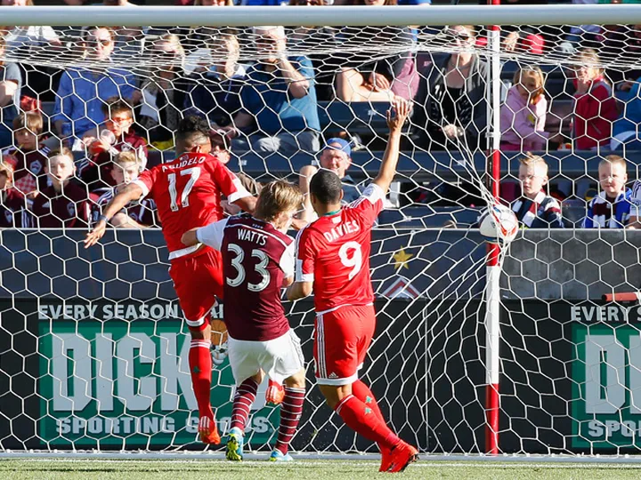 New England edge past luckless Colorado