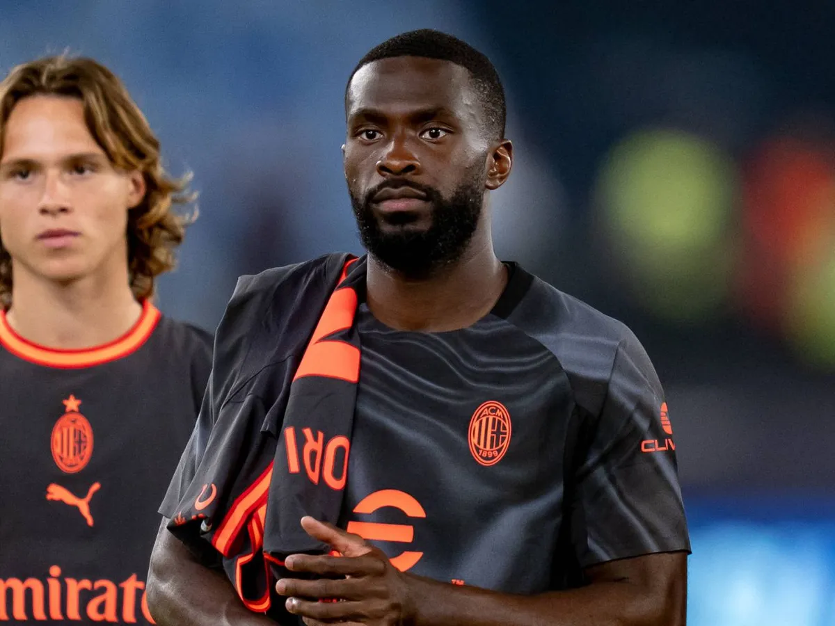 Fulham transfer news: Cottagers receive renewed Fikayo Tomori 'hope' after summer disappoinment