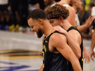 Could a lengthy Stephen Curry absence derail the Warriors' season?