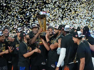 Knicks overturn Spurs to win NBA Cup!