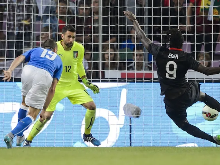 Portugal edge past Italy