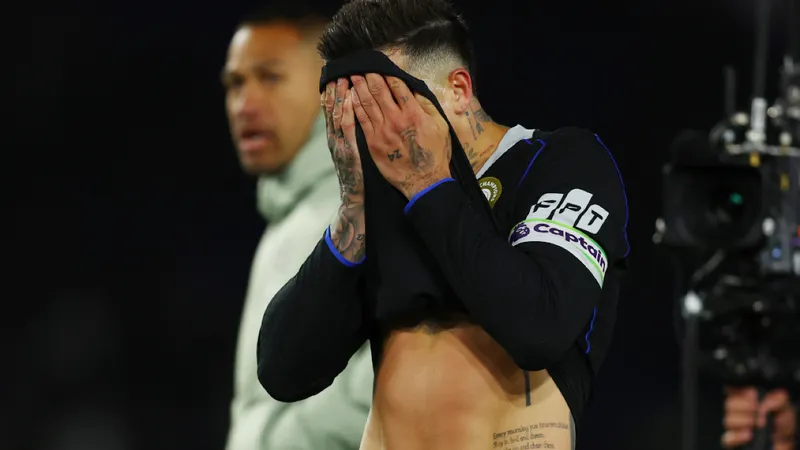 PL icon sounds alarm over Chelsea’s deepened misery