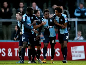 Wycombe lead Pools at the break