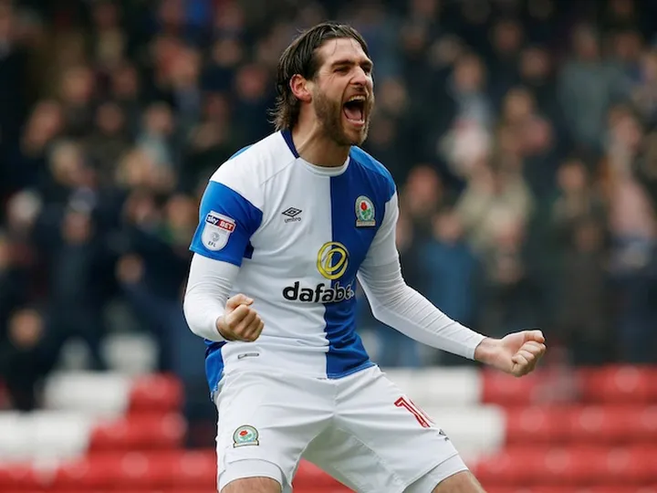 Danny Graham signs new Blackburn deal