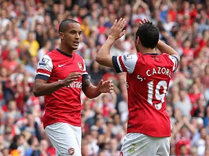 Walcott praises Cazorla