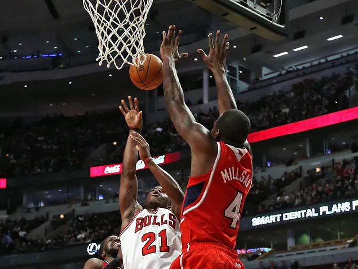 Carroll praises urgency after Hawks win