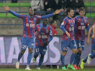 Sala brace helps give Caen victory