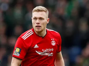 Sam Cosgrove one of four Aberdeen players pushing for return