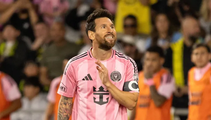 Video: Lionel Messi scores stunning free-kick before Inter Miami suffer late heartbreak in MLS defeat
