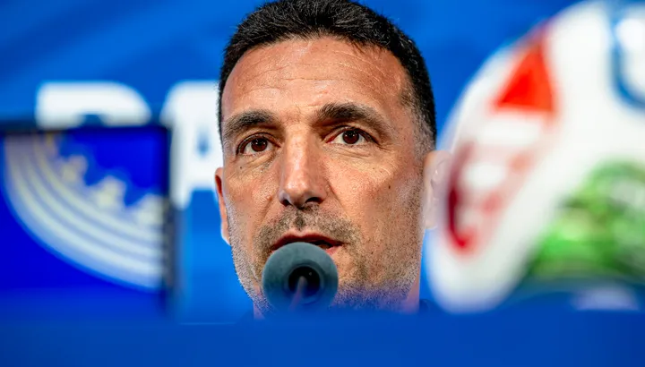 Scaloni finds right-back solution as Argentina top Group C with perfect record