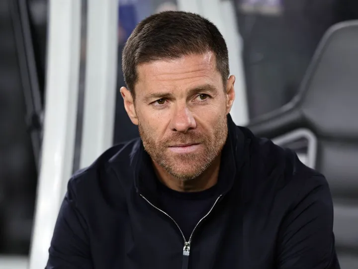 Alonso reacts to Chelsea winning 10-goal friendly, Henderson, Welbeck links