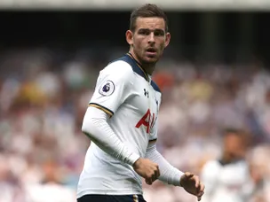 Spurs extend unbeaten start with Leicester draw