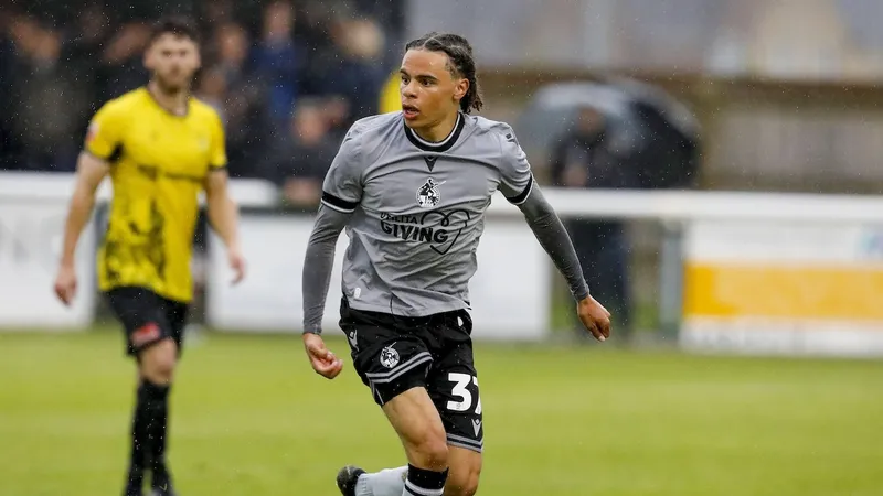 Villa, Southampton 'liking the look' of 17-year-old League One prodigy