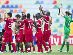 Portugal hit five past Cuba to top group