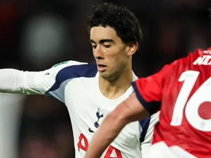 Who is Williams-Barnett? Spurs' 17-year-old phenom with eye for spectacular goals