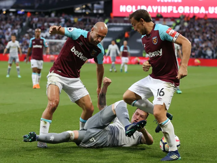 Man Utd clinch second with West Ham draw