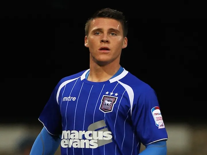 Carson leaves Ipswich