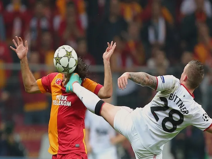 Altintop targets Schalke win