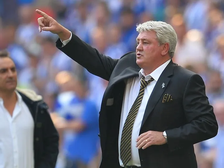 Steve Bruce to stay on as Hull manager