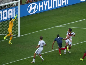 Hummels heads Germany into semi-finals